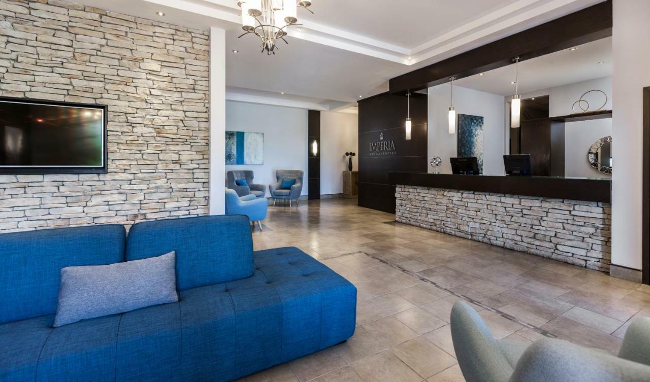 Imperia Hotel & Suites Сент-Юсташ Екстериор снимка